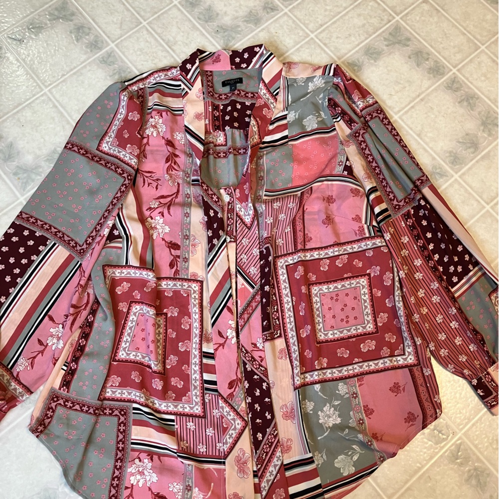 Talbots Plus Button Front Self Tie neck Bow Pink Patchwork Silky Print